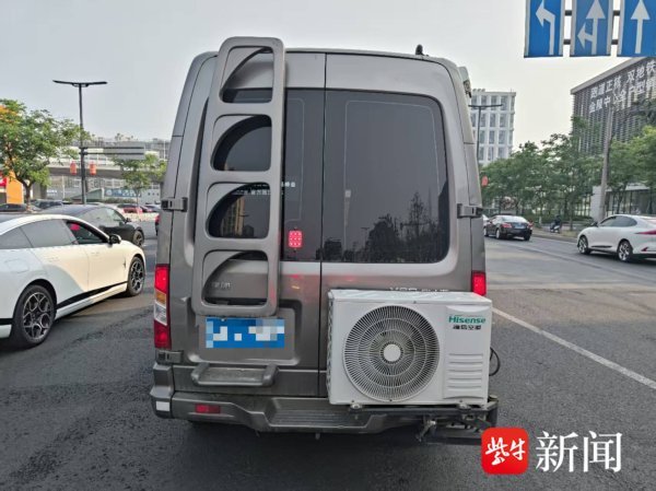 MOM操盘网 家用空调非法改装在旅行车上不可取